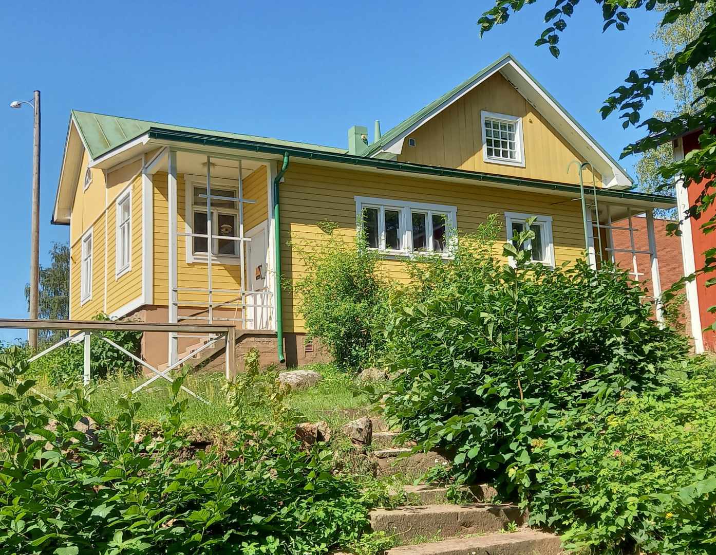 Aurinkotalo Aurinkotalo